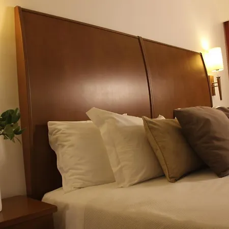 Hotell Cinquentenario & Conference Center 4*