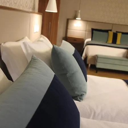 Cinquentenario & Conference Center