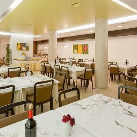 Cinquentenario & Conference Center Otel