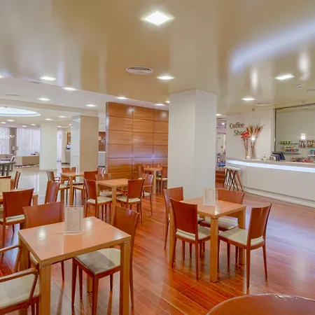 Cinquentenario & Conference Center Hotell 4*