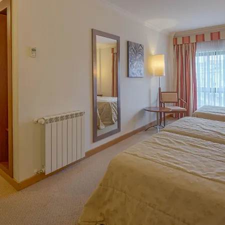 Cinquentenario & Conference Center Hotell 4*