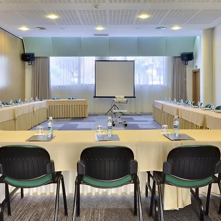 Cinquentenario & Conference Center 4* פאטימה