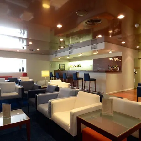 Otel Cinquentenario & Conference Center 4*