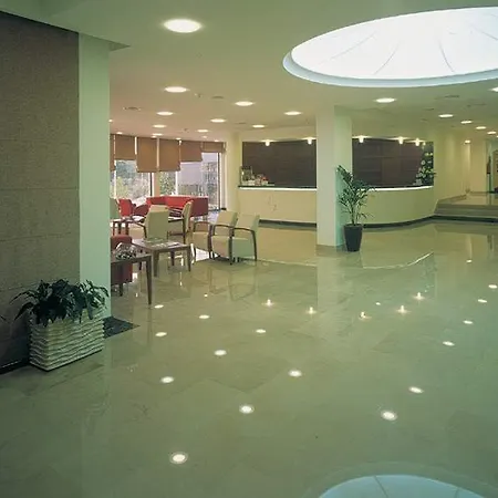 Cinquentenario & Conference Center 4* Fátima