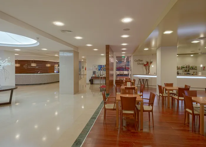 Hotel Cinquentenario & Conference Center 4*