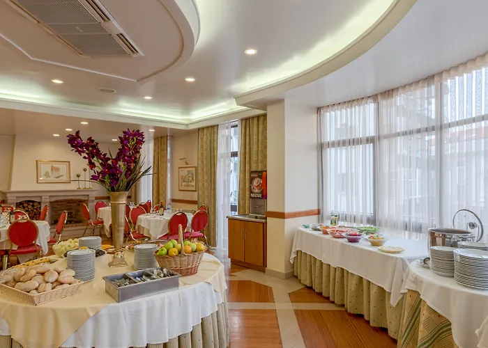 Cinquentenario&conference Center 4* Fátima