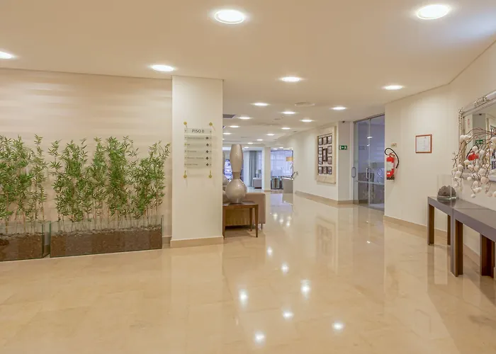 Hotel Cinquentenario & Conference Center 4*