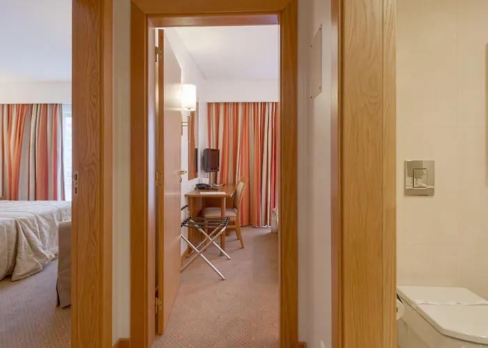 Hotel Cinquentenario & Conference Center