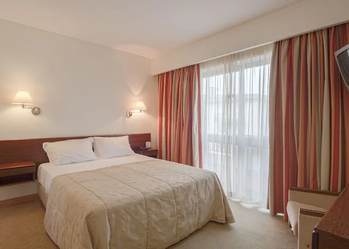 Cinquentenario & Conference Center Hotel