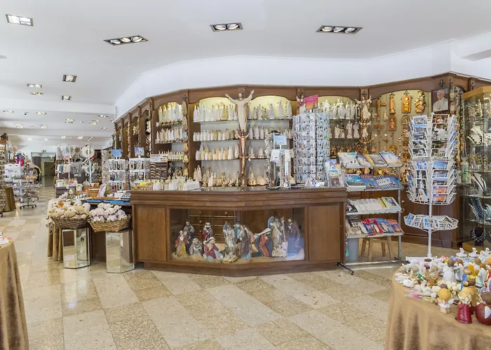 Cinquentenario & Conference Center Hotel