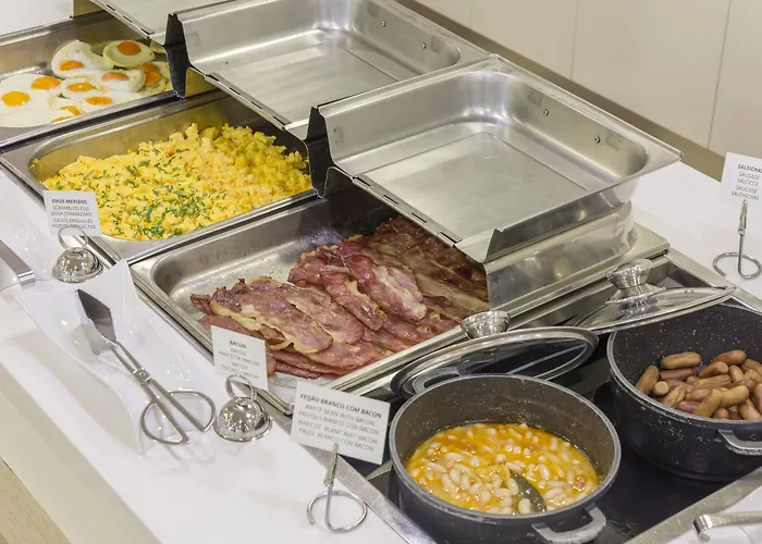 Cinquentenario & Conference Center 4*