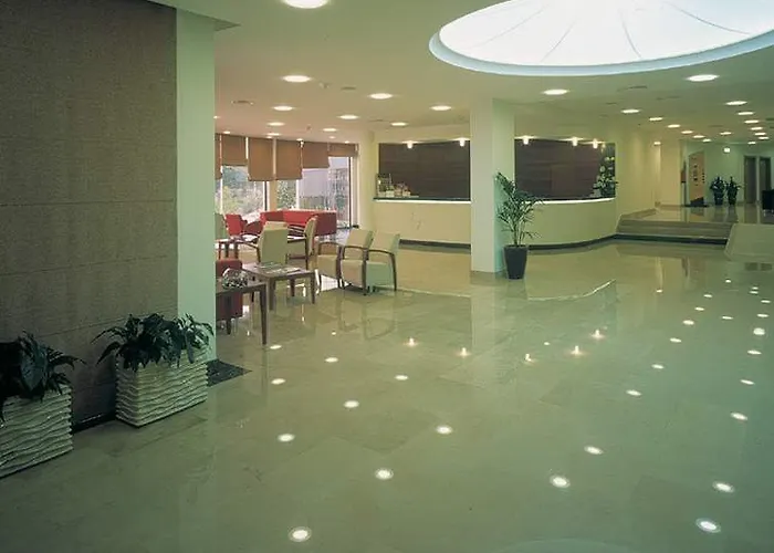 Cinquentenario&conference Center 4* Fátima